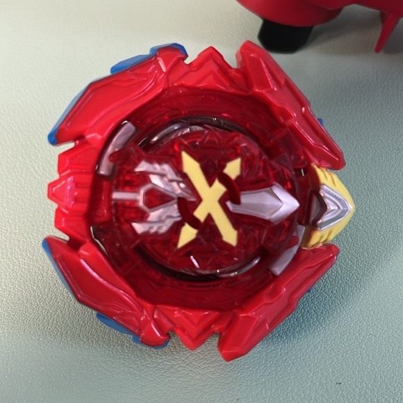 Hasbro Beyblade Burst QuadStrike Xcalius Power Speed Pack, Kids Toys - Picture 2 of 6